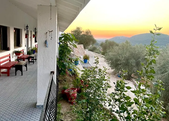 Chef's Otelier Hotel